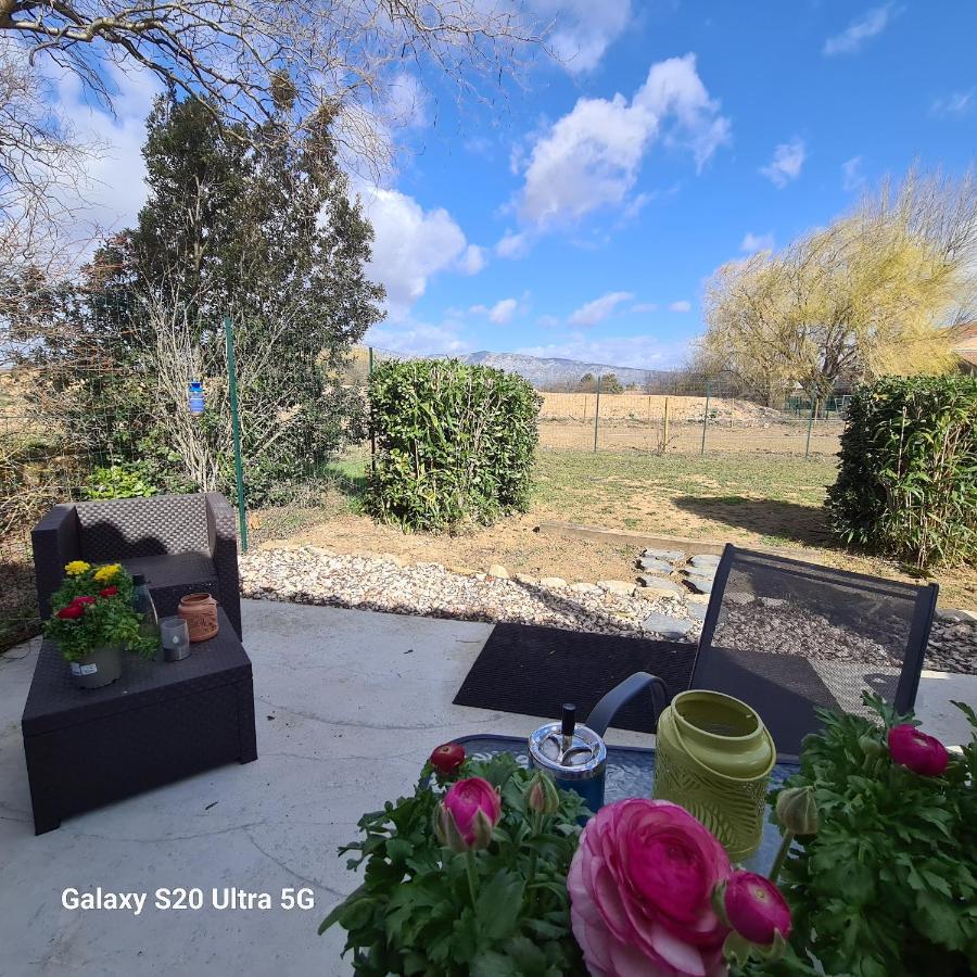 דירות טרטס Mas Gabelys Superbe Vue Sainte Victoire Jardin Terrasse Et Piscine מראה חיצוני תמונה