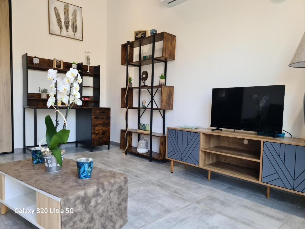 דירות טרטס Mas Gabelys Superbe Vue Sainte Victoire Jardin Terrasse Et Piscine מראה חיצוני תמונה